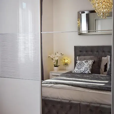 Apartamento Luxurious Majda, 2 Bathrooms And Free Parking Split