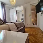 Luxurious Majda, 2 Bathrooms And Free Parking *