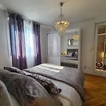 Luxurious Majda, 2 Bathrooms And Free Parking *