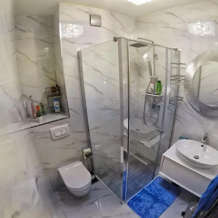 Luxurious Majda, 2 Bathrooms And Free Parking