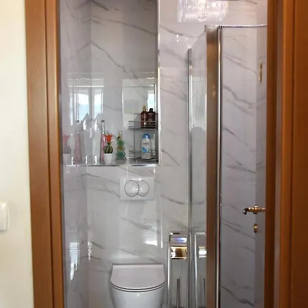 Luxurious Majda, 2 Bathrooms And Free Parking Apartment *