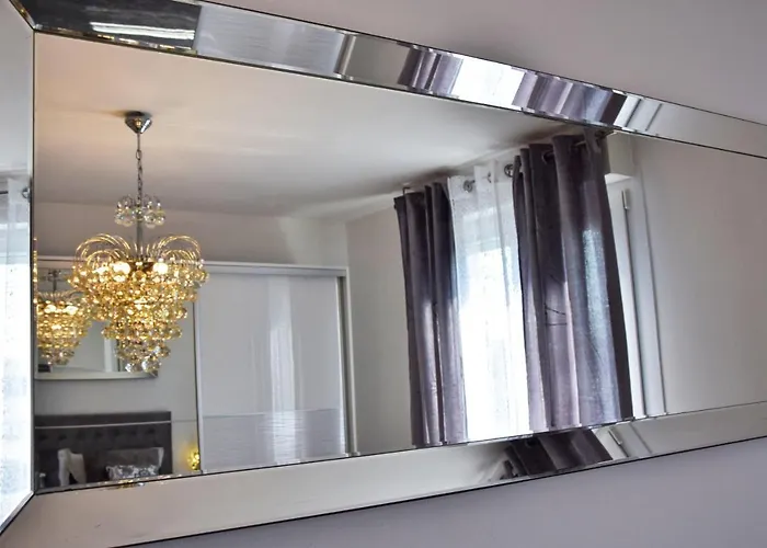 Luxurious Majda, 2 Bathrooms And Free Parking *