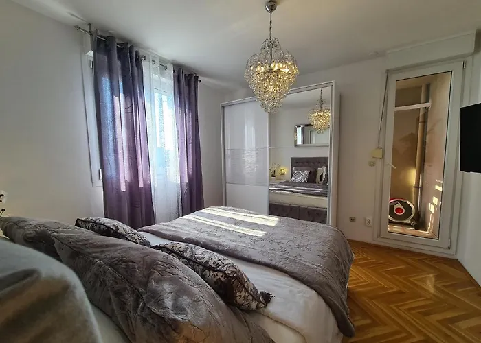 Luxurious Majda, 2 Bathrooms And Free Parking *