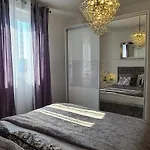 公寓 Luxurious Majda, 2 Bathrooms And Free Parking